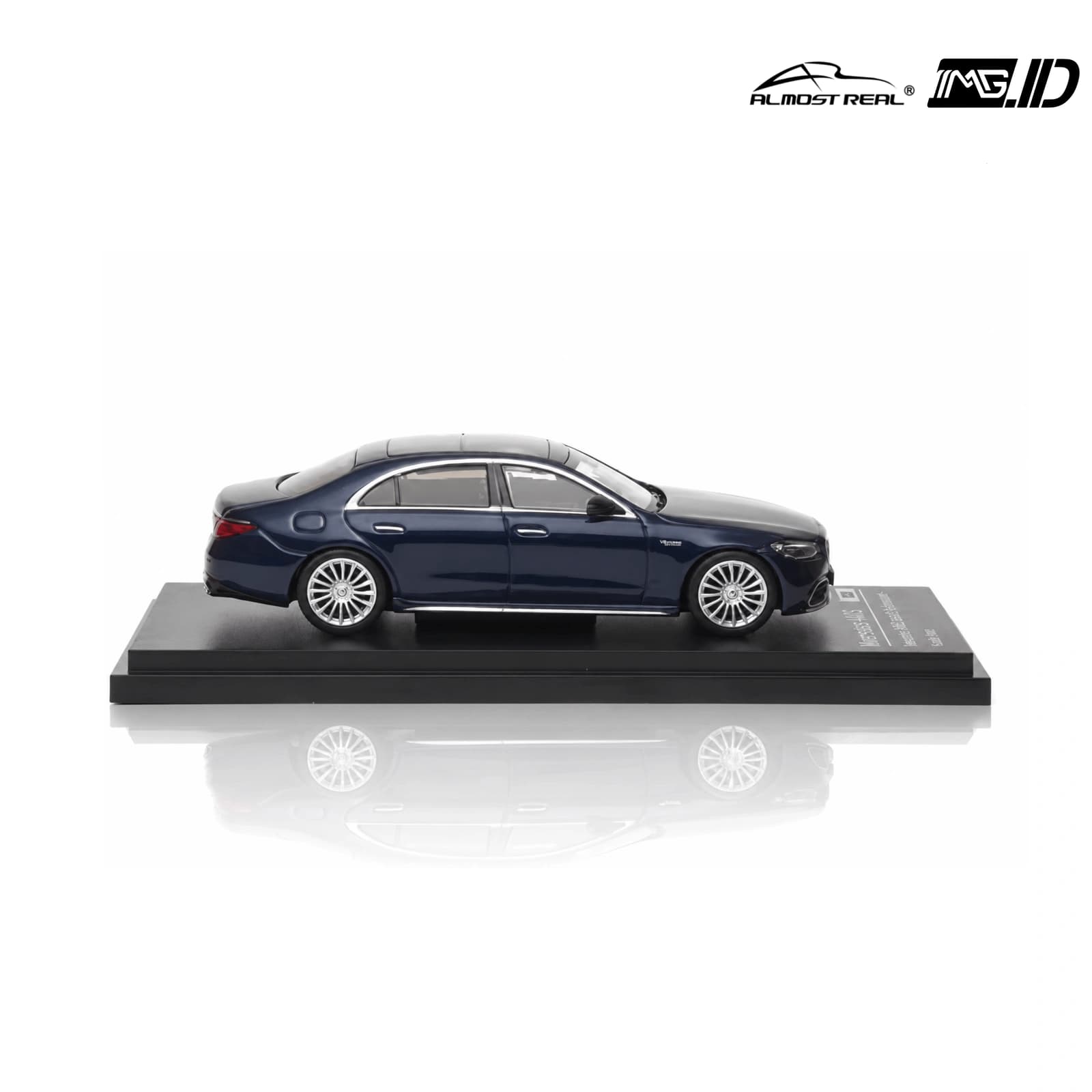 AR Box 1:64 Mercedes AMG S 63 Performace Nautic Blue 2