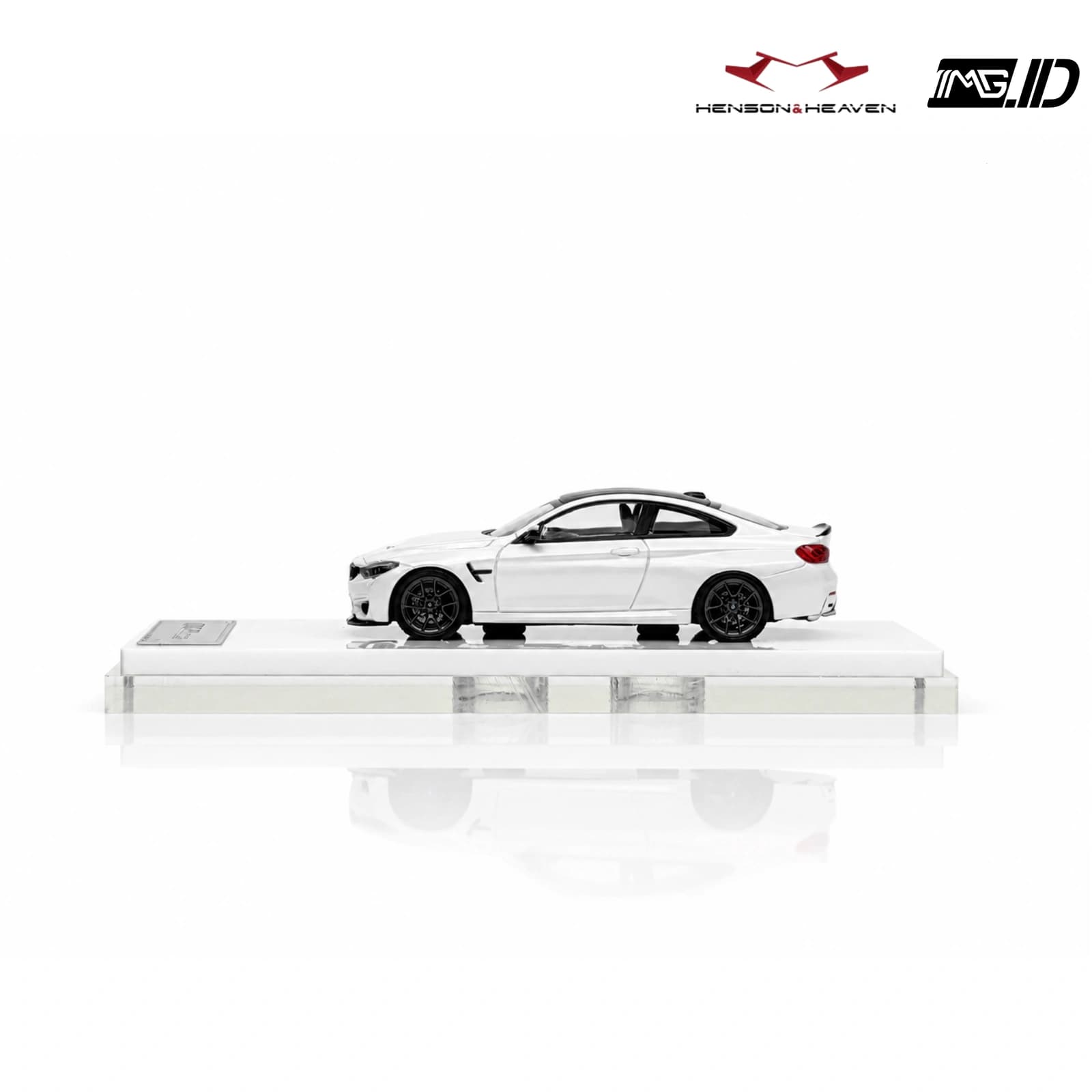 Henson and Heaven 1:64 BMW M4 CS F82 Snow White 4